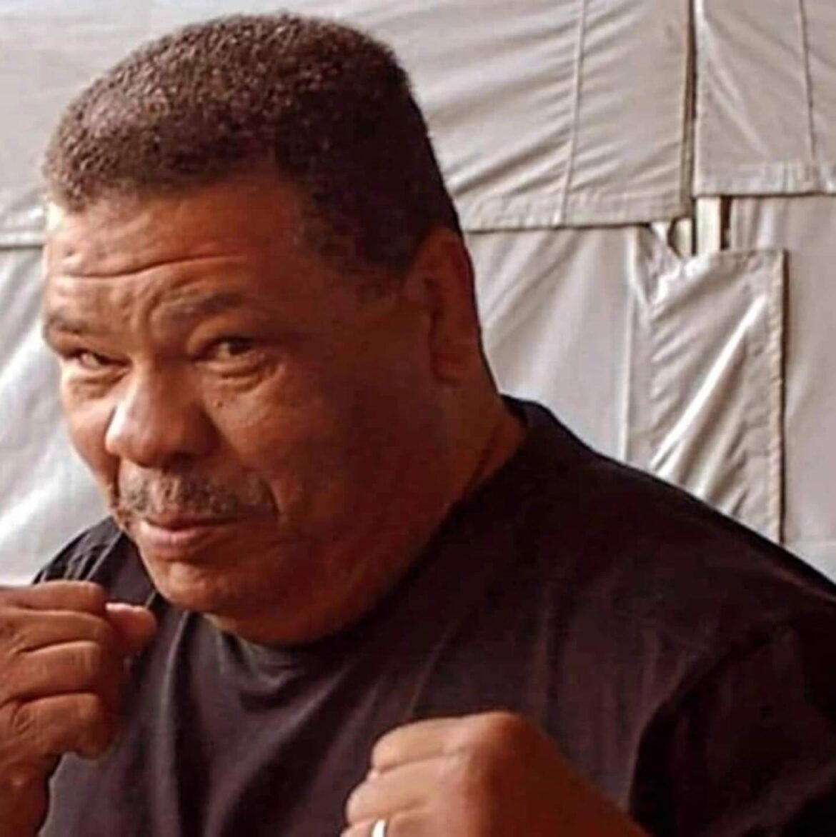 Morre Maguila, Ex-lutador De Boxe, Aos 66 Anos. - Portal Pebão